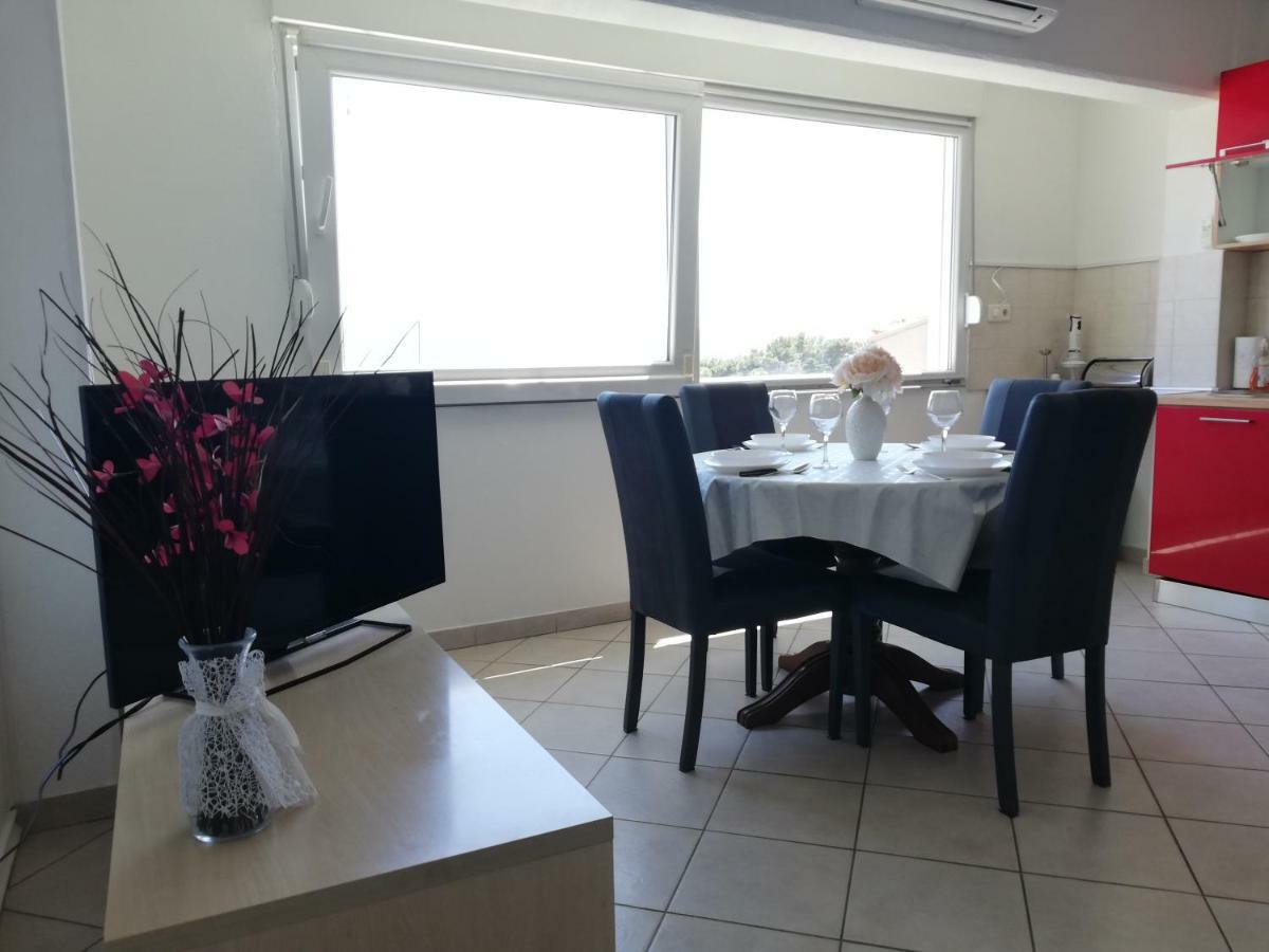 Apartment Petra Dugi Rat Kültér fotó